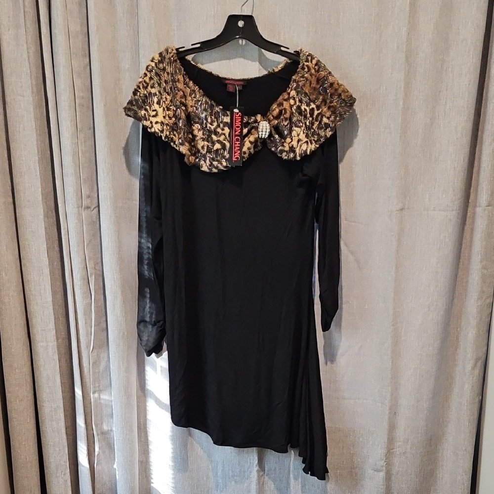 Simon Chang Black Assymetrical Hem Long Sleeve Faux Fur Collar Cocktail Dress